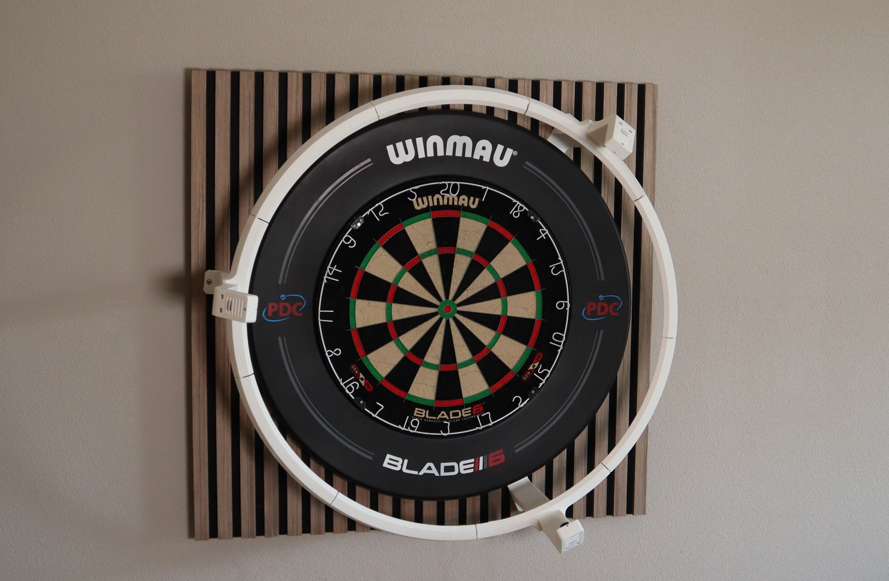 Autodarts Complete set met Licht Ring Ivoorwit